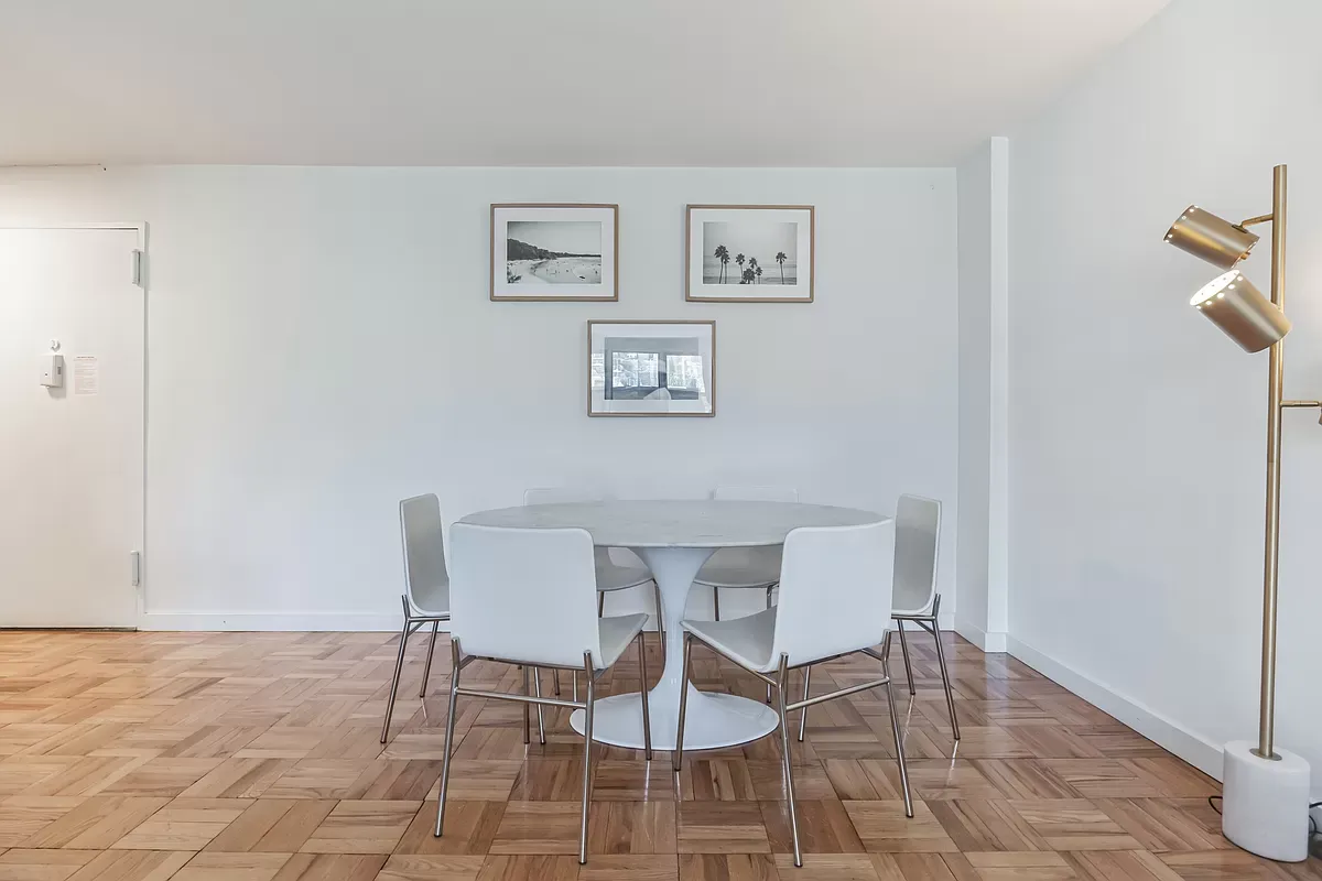 Photo for 150 East 18th Street - 150 East 18th Street Rental Building in Gramercy Park, Manhattan