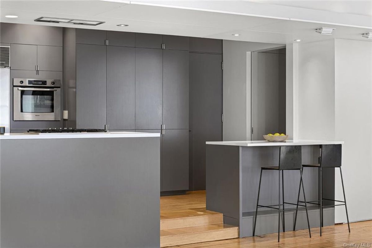 Photo for  644 BROADWAY  - 644 BROADWAY Cooperative in Greenwich Village, Manhattan