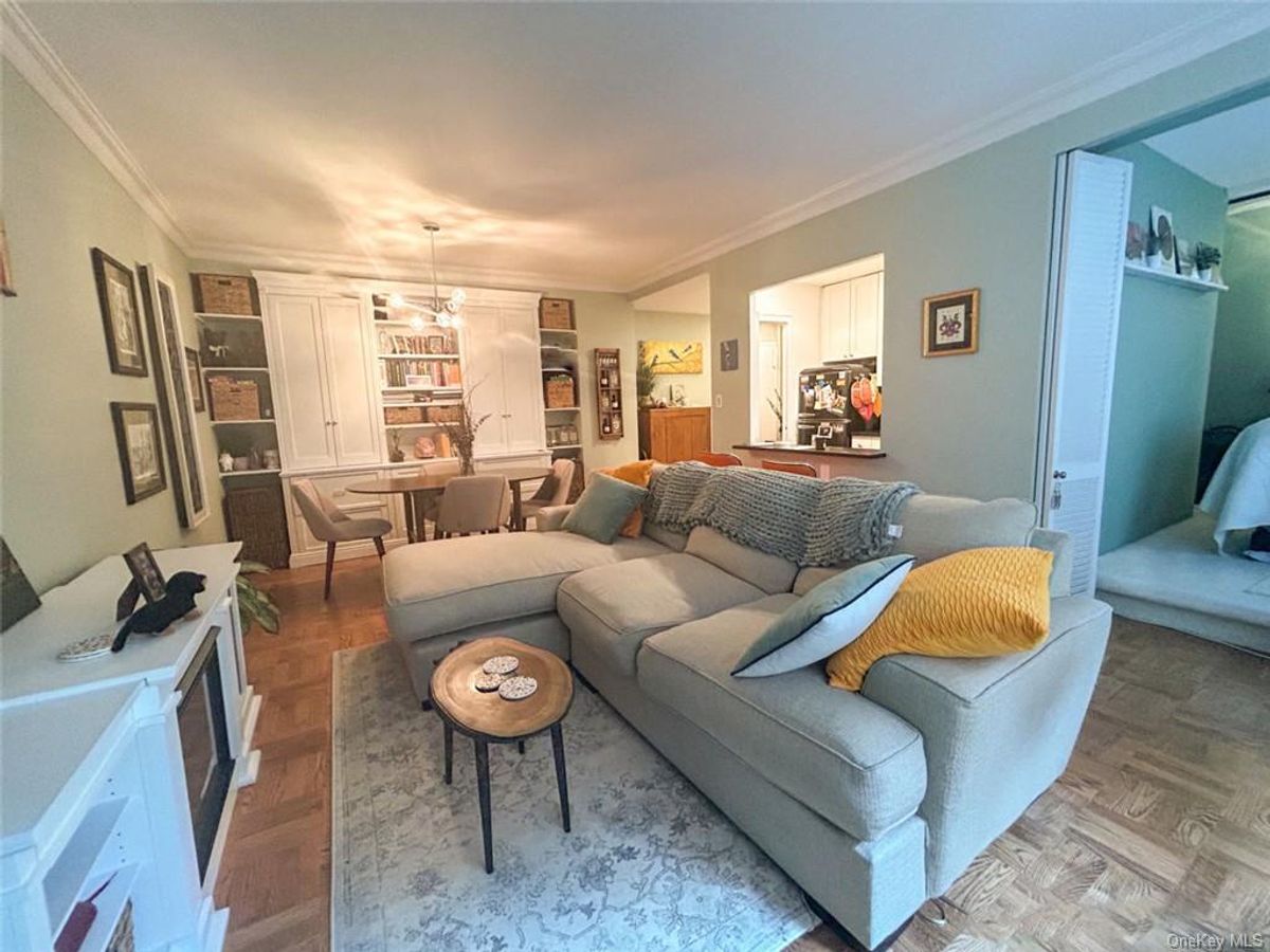 Photo for Westminster House - 35 EAST 85 STREET Cooperative in Upper East Side, Manhattan