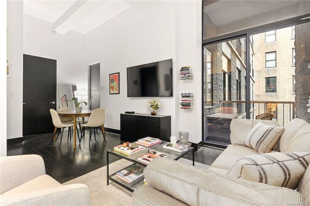 Photo for  254 PAS  - 254 PARK AVENUE SOUTH Condominium in Flatiron, Manhattan