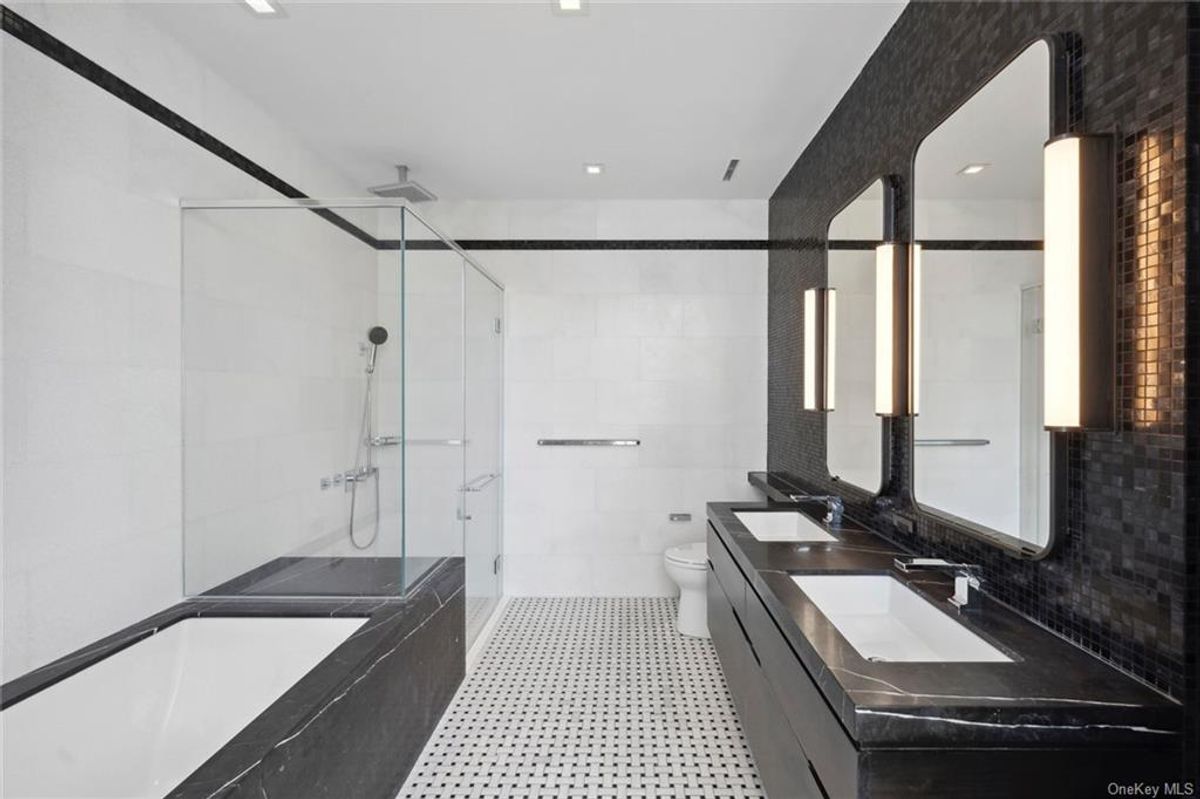 Photo for 172 Madison Avenue - 172 MADISON AVENUE Condominium in Midtown South, Manhattan