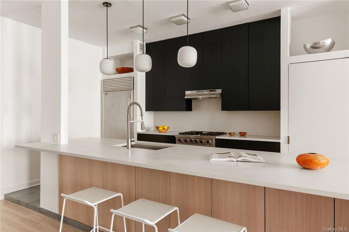 Photo for 176 Broadway - 176 BROADWAY Cooperative in Financial District, Manhattan