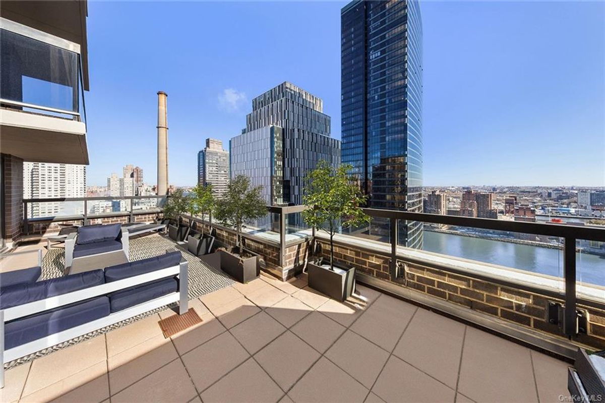 Photo for 515 East 72 - 515 EAST 72 STREET Condominium in Upper East Side, Manhattan
