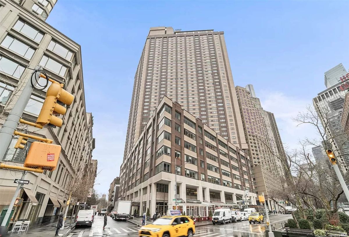 Photo for One Lincoln Plaza - 20 West 64th Street Condominium in Upper West Side, Manhattan
