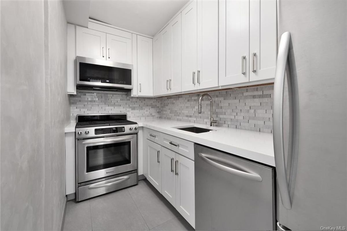 Photo for  The Leslie House  - 220 EAST 54 STREET Cooperative in Midtown East, Manhattan