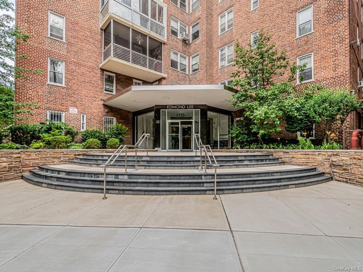 Photo for 3135 Johnson Avenue - 3135 Johnson Avenue Cooperative in West Bronx, Bronx