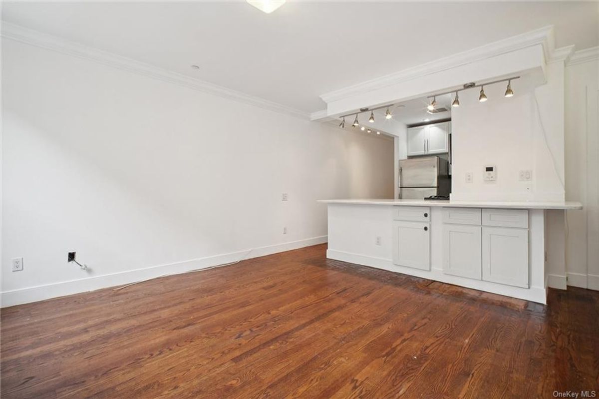 Photo for The Park Lane Condominium - 118 West 112th Street Condominium in Harlem, Manhattan