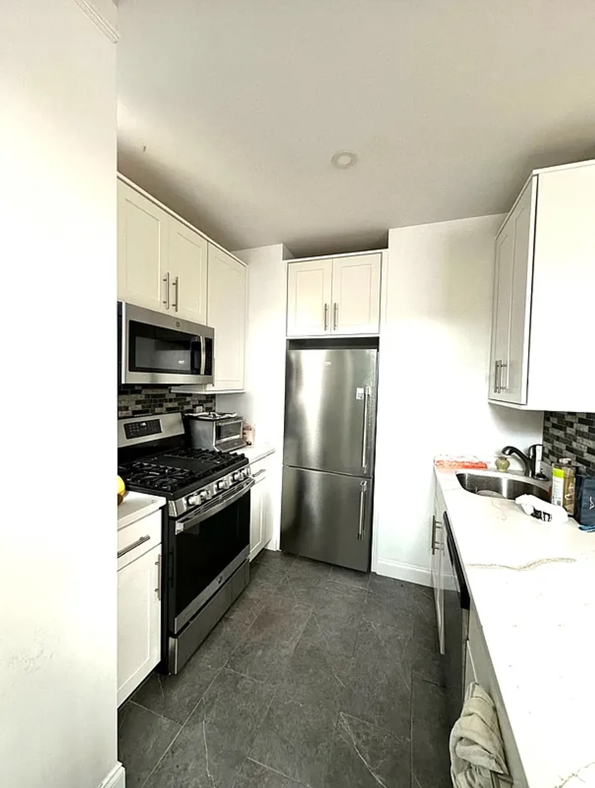 Photo for 72 Barrow Street - 464 HUDSON STREET Rental Building in West Village, Manhattan