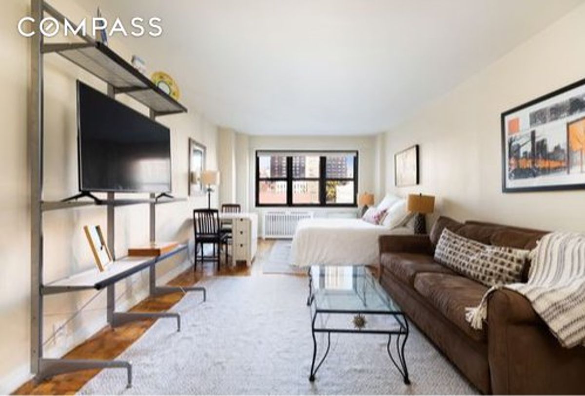 Photo for The Eastmore - 240 East 76th Street Condominium in Upper East Side, Manhattan