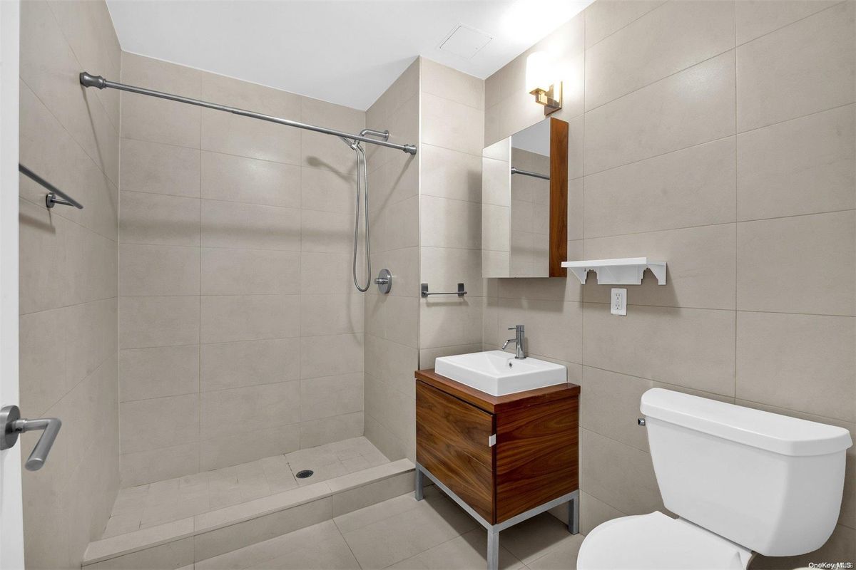 Photo for  Echelon  - 13-15 JACKSON AVENUE Condominium in Long Island City, Queens