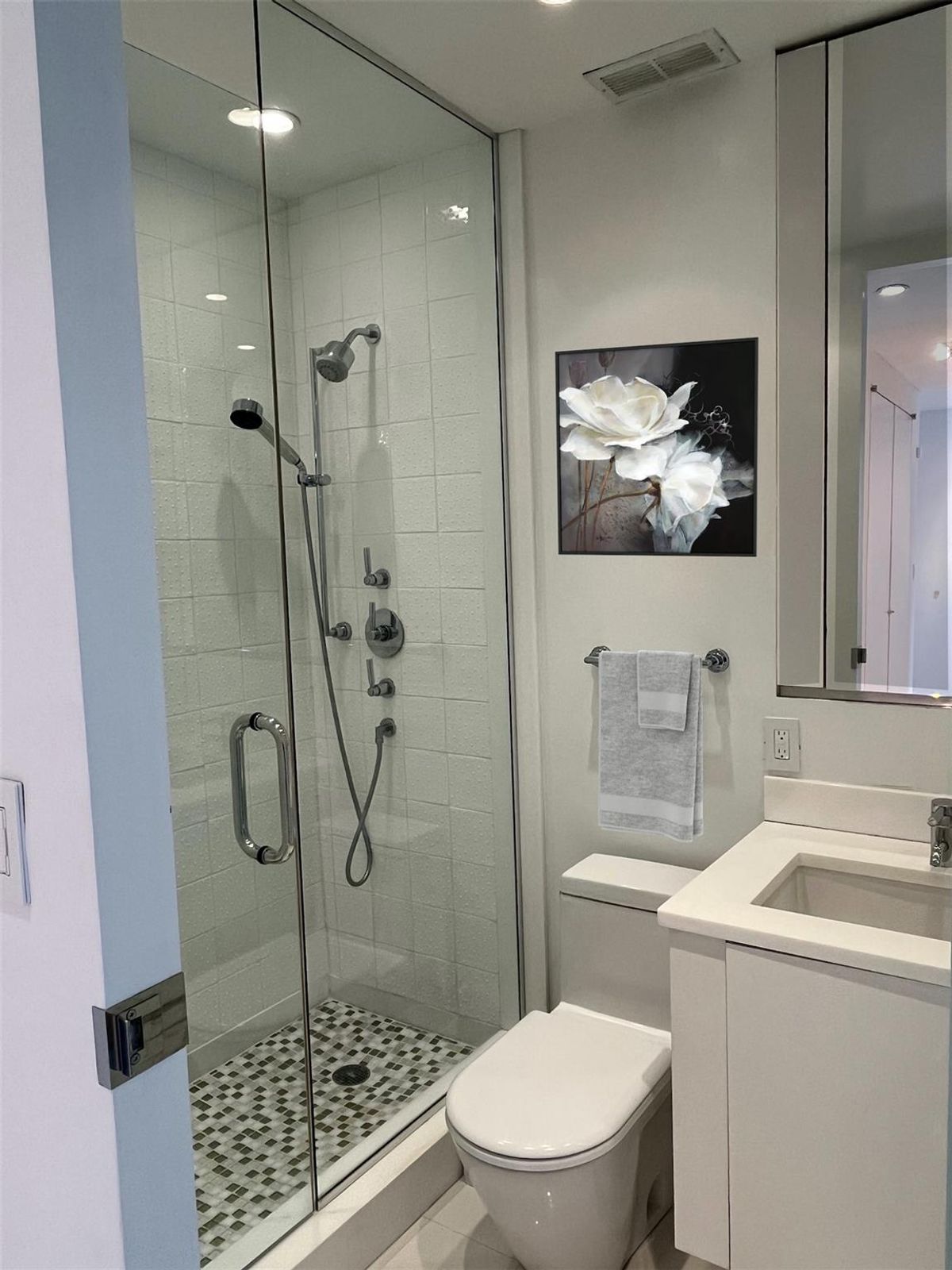 Photo for The Belaire - 524 East 72nd Street Condominium in Upper East Side, Manhattan