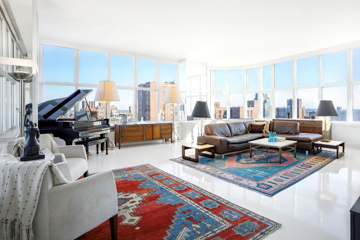 Photo for  The Metropolitan  - 181 EAST 90 STREET Condominium in Upper East Side, Manhattan