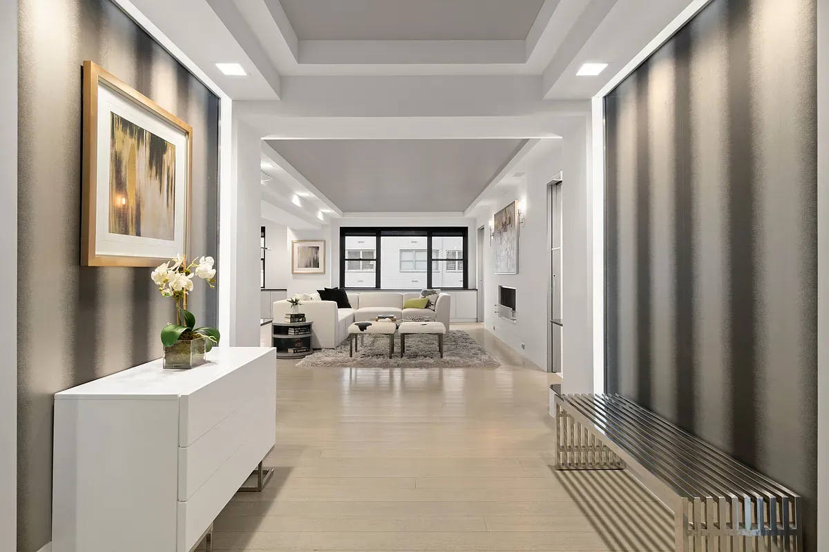 Photo for 1025 5th Avenue - 1025 5 AVENUE Cooperative in Upper East Side, Manhattan