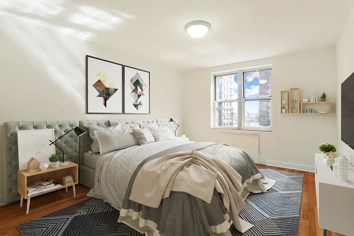 Photo for  30 East End Ave  - 28 EAST END AVENUE Rental Building in Yorkville, Manhattan