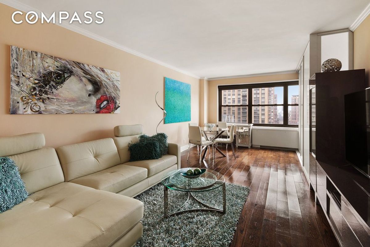 Photo for Lincoln Towers - 160 West End Avenue Condominium in Upper West Side, Manhattan