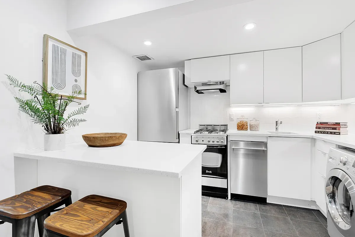 Photo for 118 Suffolk Street - 118 Suffolk Street Cooperative in Lower East Side, Manhattan