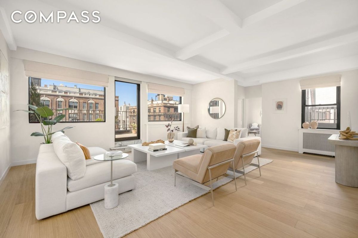 Photo for  1049 Park Avenue  - 1049 Park Avenue Cooperative in Carnegie Hill, Manhattan