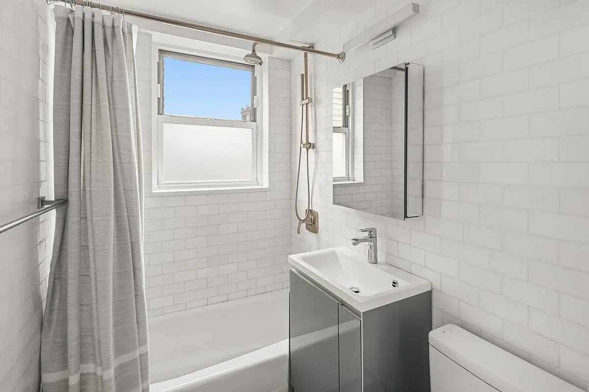 Photo for The Wedgwood House - 69 5 AVENUE Condominium in Union Square, Manhattan