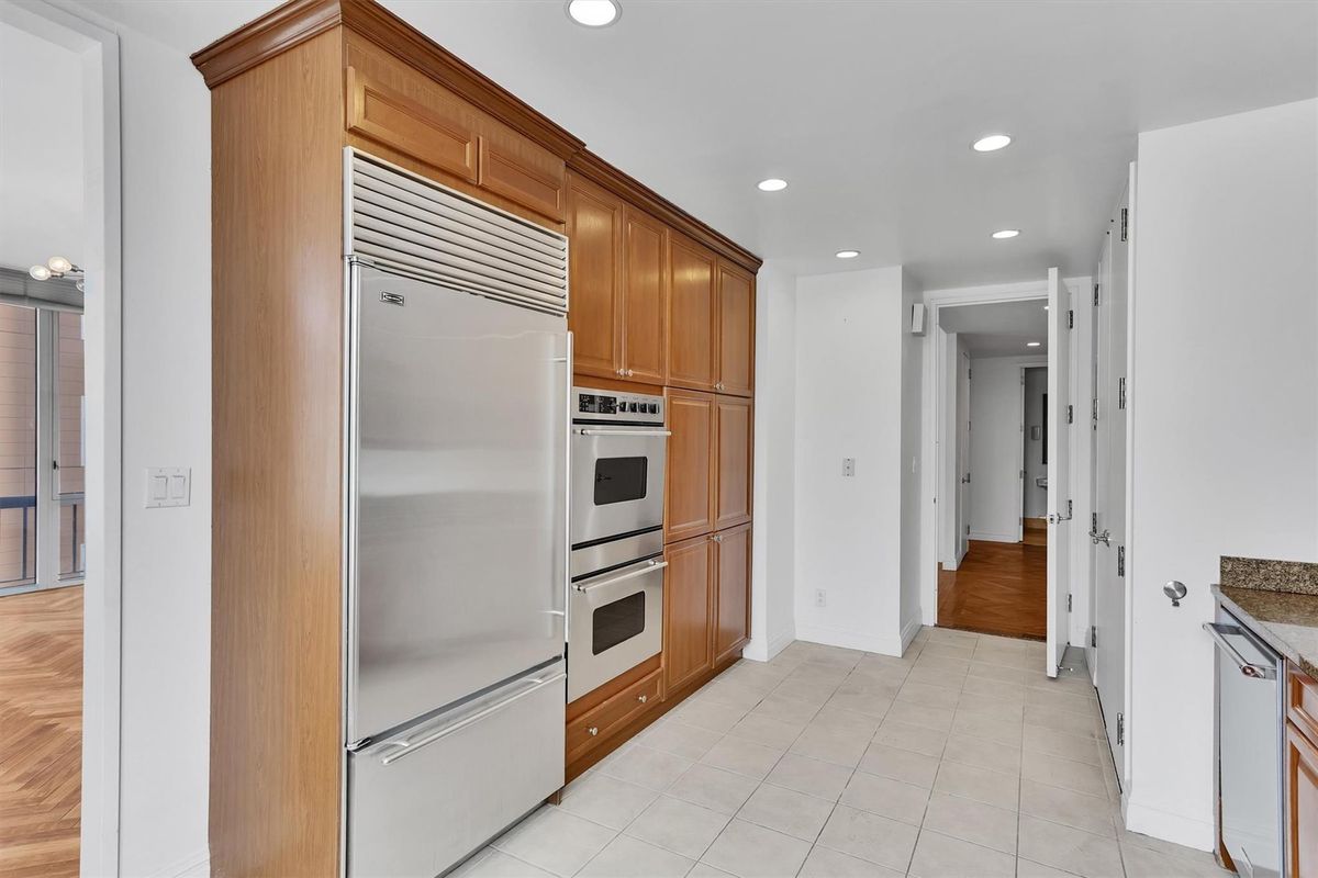 Photo for  90 EAST END AVENUE  - 90 EAST END AVENUE Condominium in Upper East Side, Manhattan