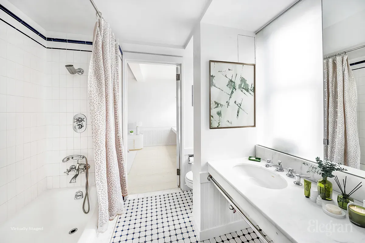 Photo for  225 East 79th Street  - 225 EAST 79 STREET Cooperative in Upper East Side, Manhattan