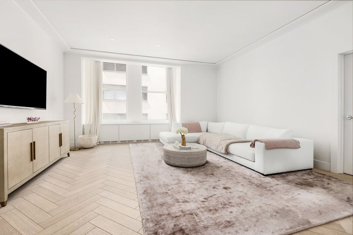 Photo for Cipriani Club Residences - 55 Wall Street Condominium in Financial District, Manhattan