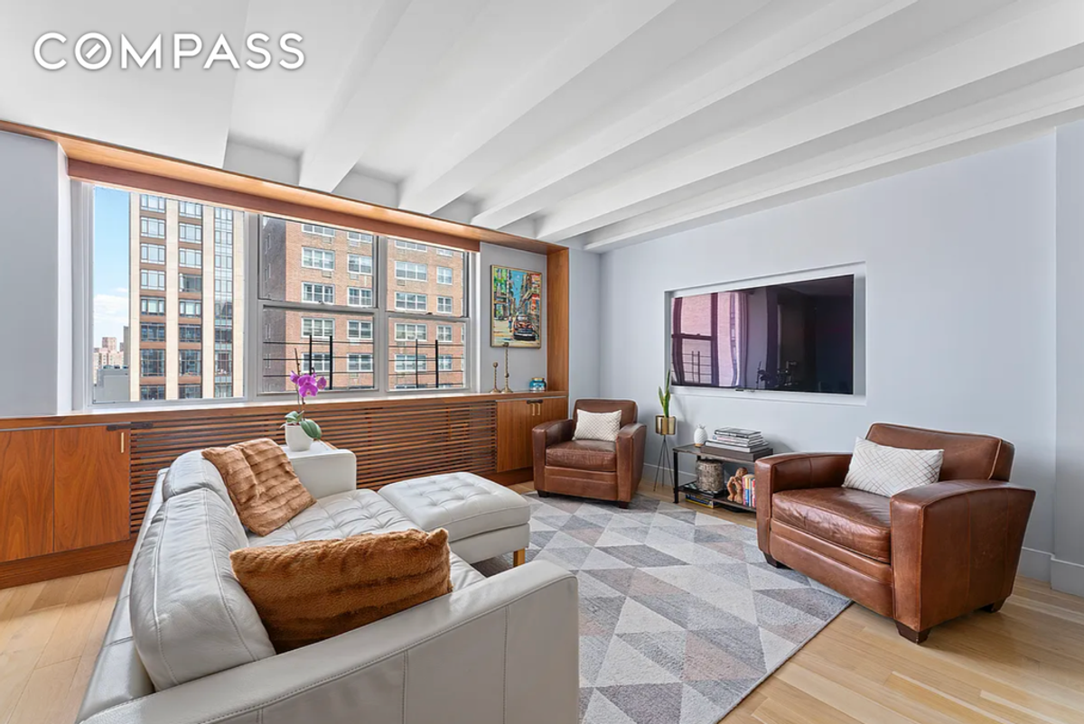 Photo for 32 Gramercy Park South - 230 3 AVENUE Cooperative in , Manhattan