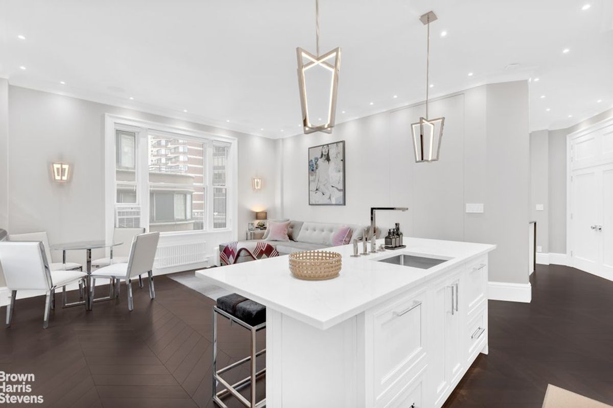 Photo for Lincoln Spencer Apartments - 140 WEST 69 STREET Cooperative in Upper West Side, Manhattan