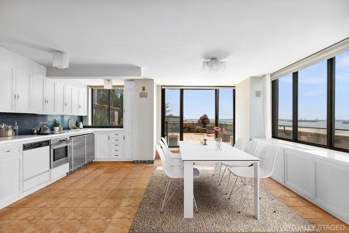 Photo for Liberty Terrace - 380 Rector Place Condominium in Battery Park City, Manhattan
