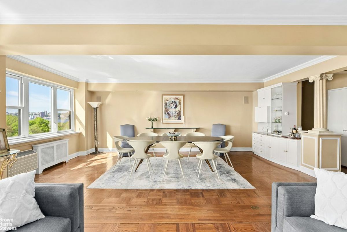 Photo for The Schwab House - 11 RIVERSIDE DRIVE Cooperative in Upper West Side, Manhattan