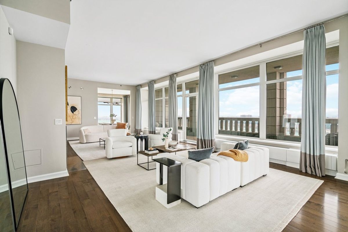 Photo for The Heritage - 240 Riverside Boulevard Condominium in Upper West Side, Manhattan