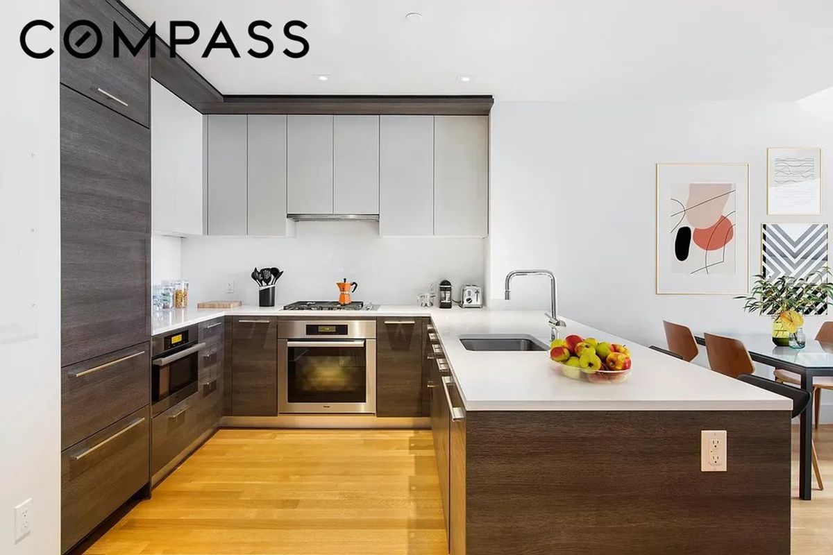 Photo for 101 LEONARD STREET - 350 Broadway Mixed Use in Tribeca, Manhattan