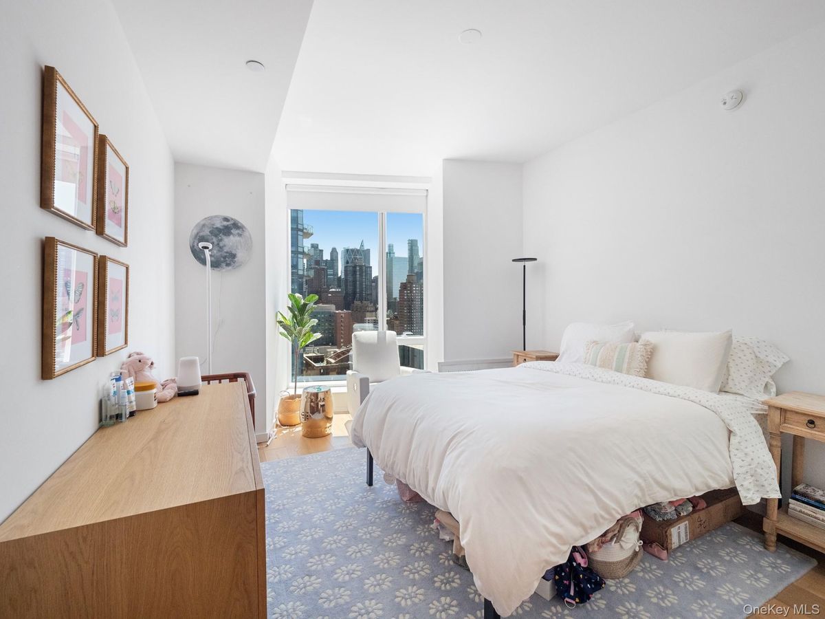 Photo for One West End - 1 WEST END AVENUE Condominium in Lincoln Square, Manhattan