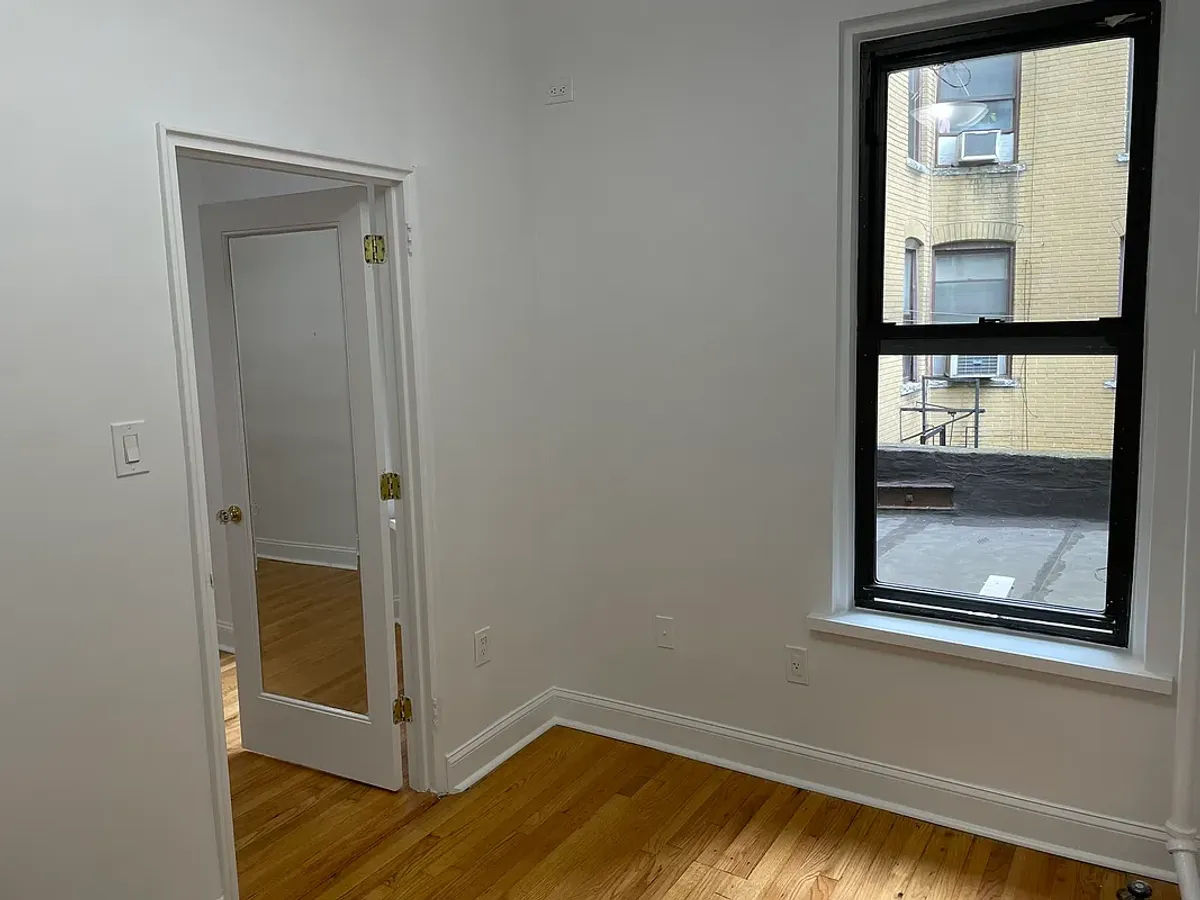 Photo for 415 East 71st Street - 415 EAST 71 STREET Rental Building in Lenox Hill, Manhattan