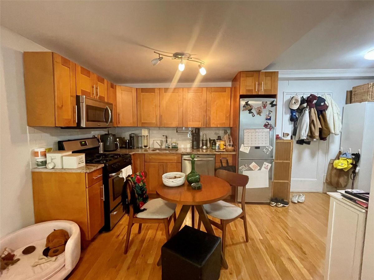 Photo for 305 West 18th Street - 305 WEST 18 STREET Condominium in Chelsea, Manhattan