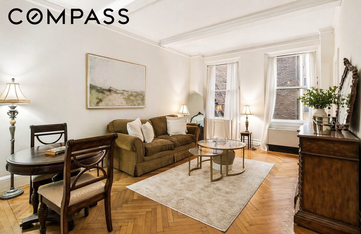 Photo for 1060 Park Avenue - 1060 Park Avenue Cooperative in Upper East Side, Manhattan