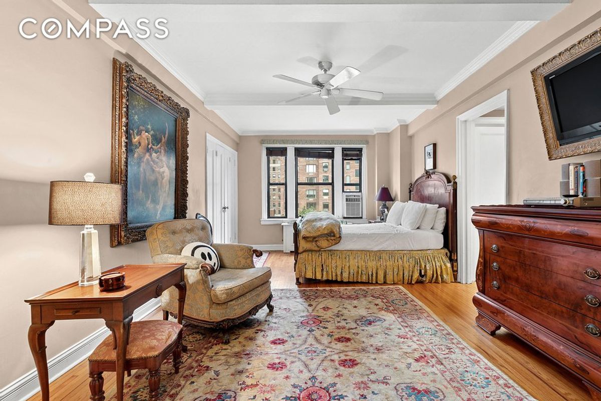 Photo for 339 East 58th Street - 339 East 58th Street Cooperative in Midtown East, Manhattan