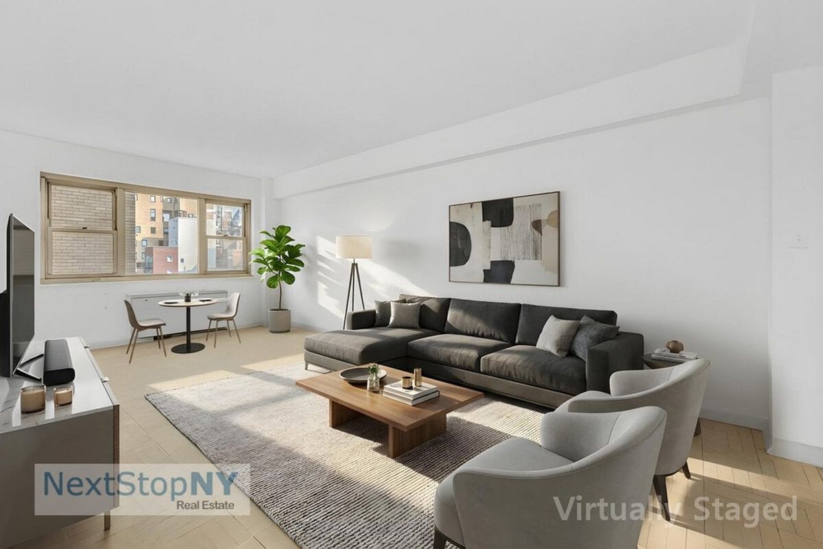 Photo for The Sutton East - 345 East 56th Street Condominium in Midtown East, Manhattan