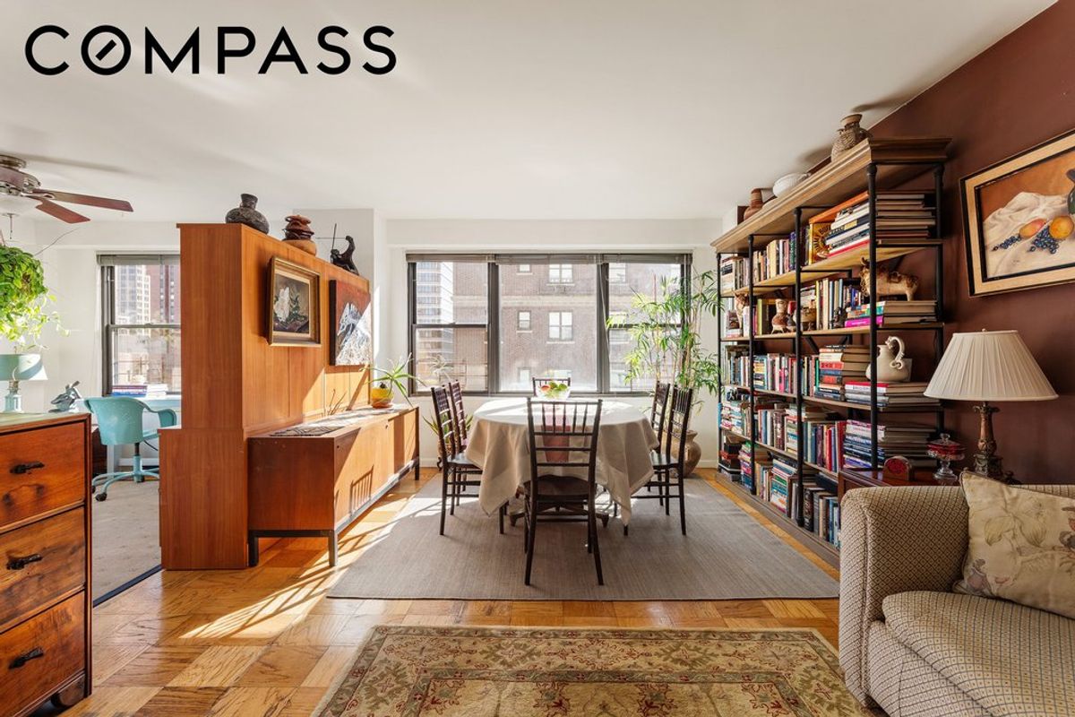 Photo for Trafalgar House - 120 East 90th Street Condominium in Upper East Side, Manhattan