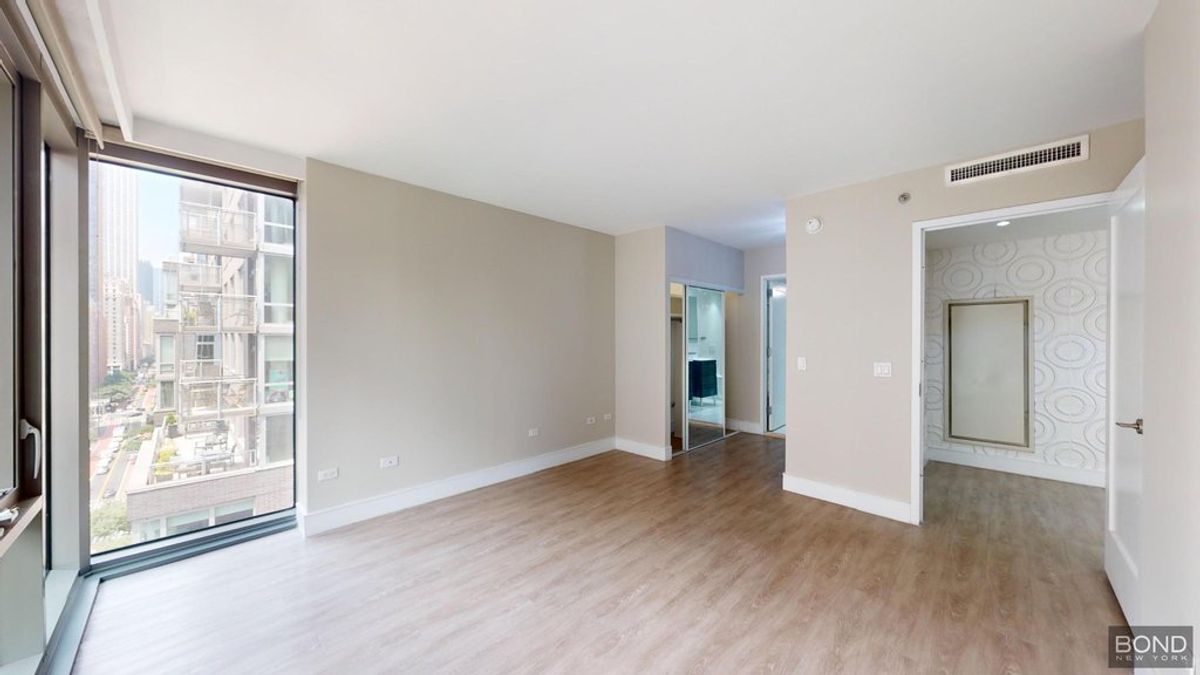 Photo for  Theater House  - 237 EAST 34 STREET Rental Building in Murray Hill, Manhattan