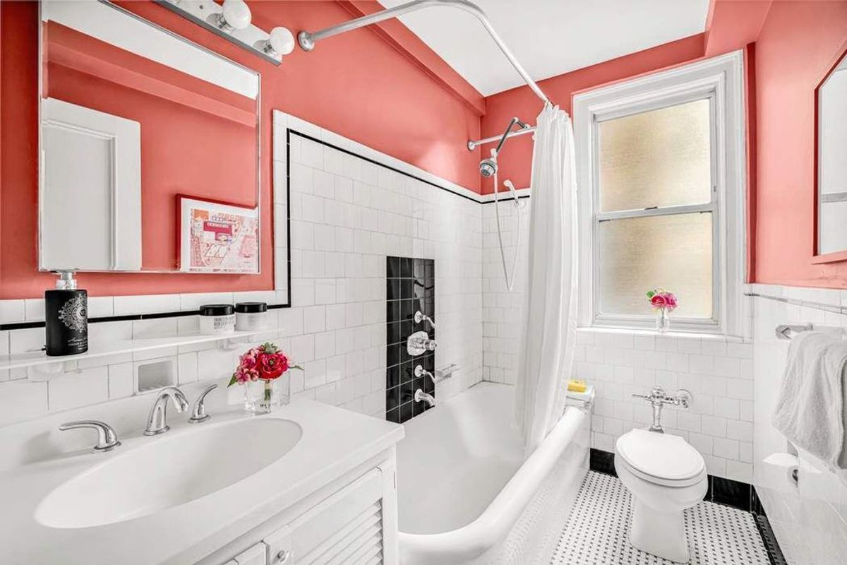 Photo for The Westwind - 175 West 93rd Street Cooperative in Upper West Side, Manhattan