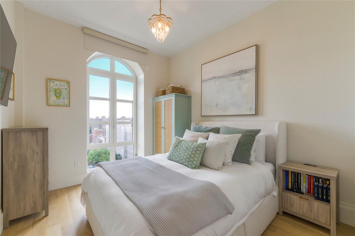 Photo for 250 East 21st Street - 250 EAST 21ST STREET Condominium in Gramercy Park, Manhattan