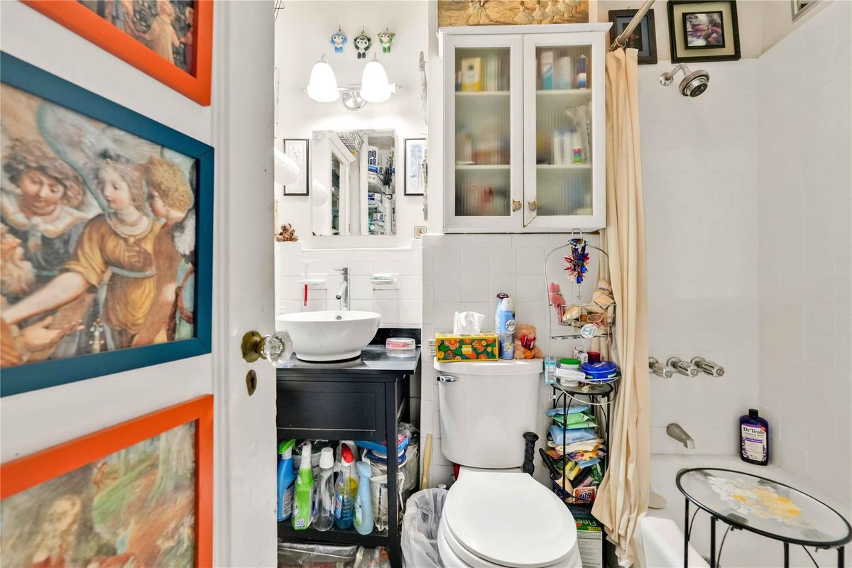 Photo for The Bancroft - 40 West 72nd Street Condominium in Upper West Side, Manhattan