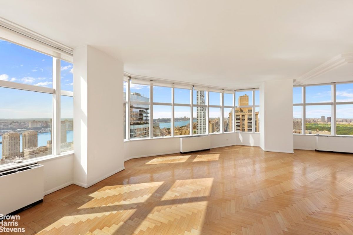 Photo for 3 Lincoln Center - 160 West 66th Street Condominium in Upper West Side, Manhattan