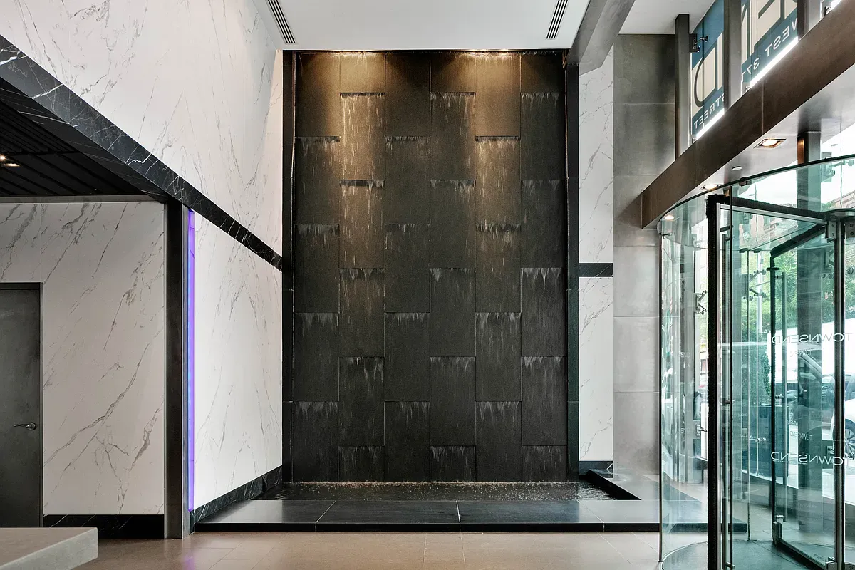 Photo for Townsend - 352 WEST 37 STREET Rental Building in Hudson Yards, Manhattan