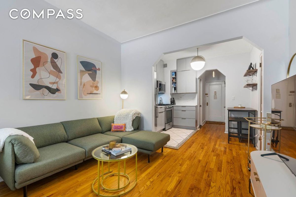 Photo for The Belnord - 225 West 86th Street Condominium in Upper West Side, Manhattan