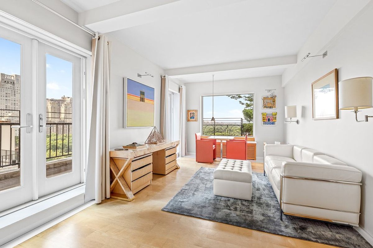 Photo for The Berkeley House - 120 CENTRAL PARK SOUTH Cooperative in Midtown, Manhattan