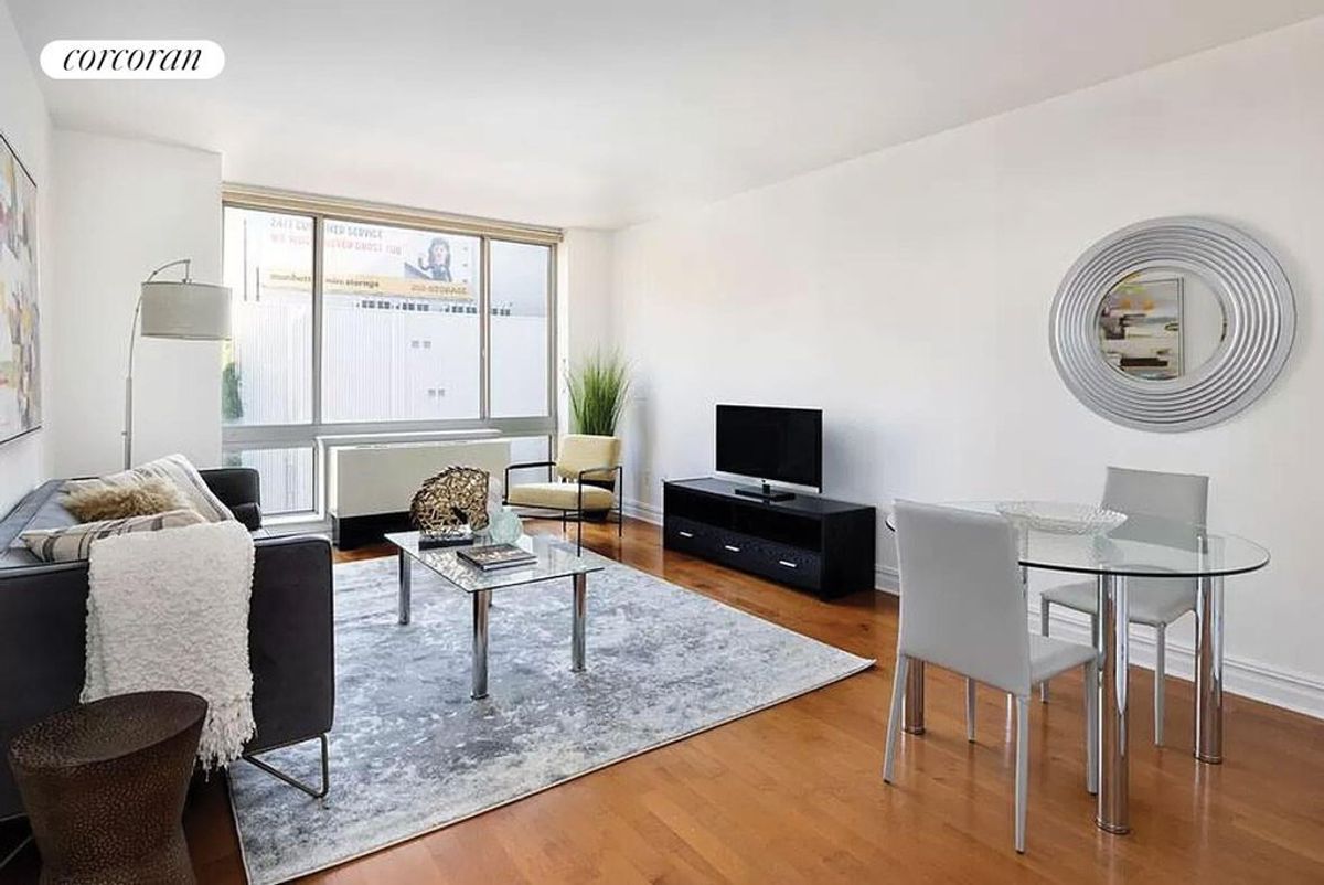 Photo for Bridge Tower Place - 401 East 60th Street Condominium in Upper East Side, Manhattan