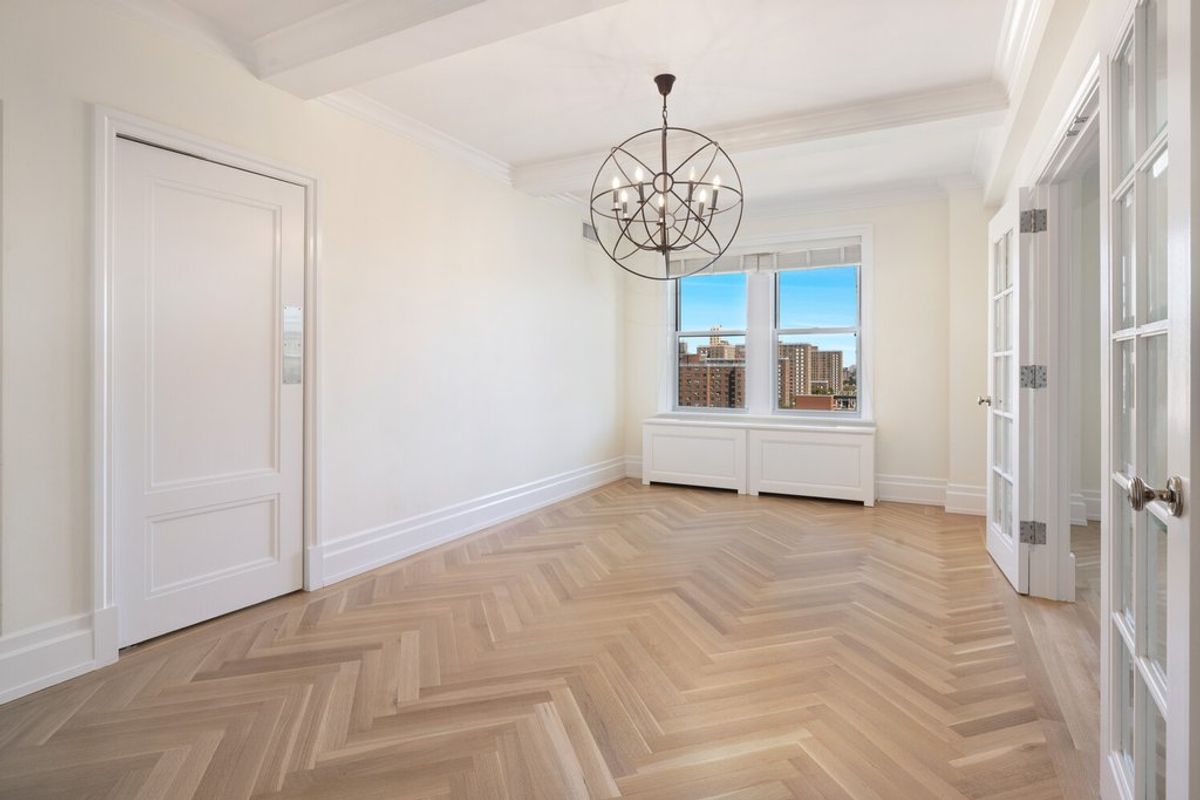 Photo for  845 West End Avenue  - 845 WEST END AVENUE Condominium in Upper West Side, Manhattan