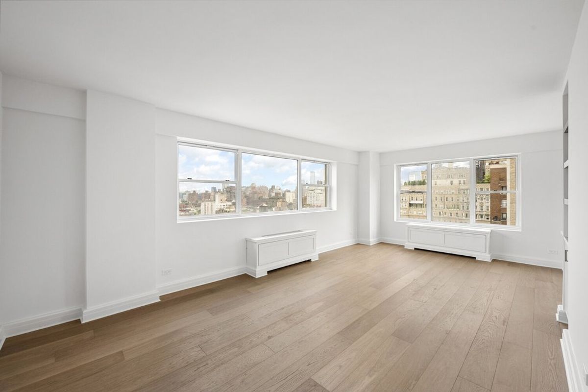 Photo for 2 Fifth Avenue - 2 Fifth Avenue Cooperative in Greenwich Village, Manhattan