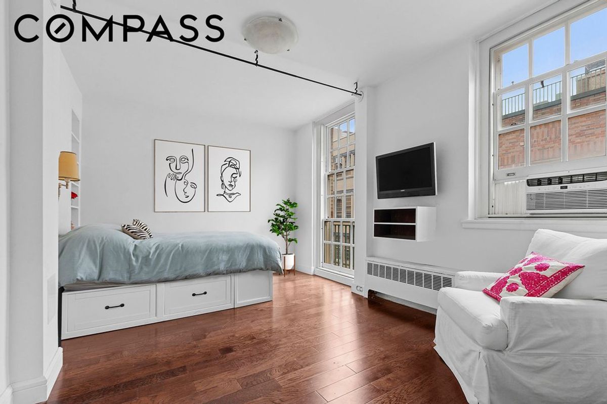 Photo for 509 EAST 77 STREET - 509 East 77th Street Cooperative in Upper East Side, Manhattan